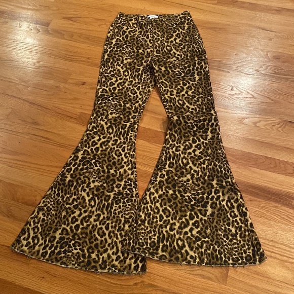 Forever 21 BELL BOTTOM Pants - Picture 5 of 6